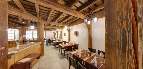 Catrina Hotel - image 11