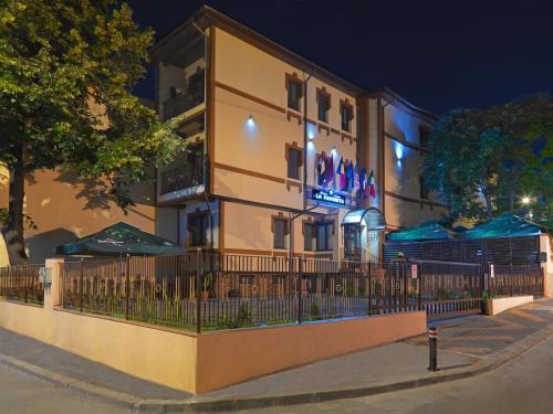 Bejárat, La Favorita Guesthouse Boutique in Craiova
