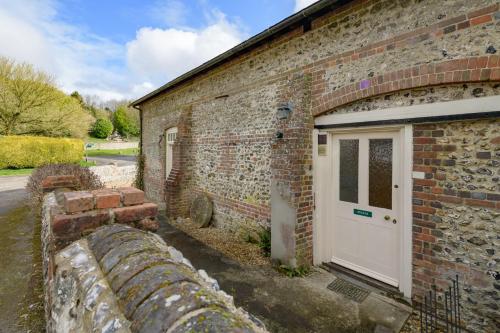 Cottage (4 Adults) - The Stalls