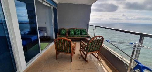 Surrounding environment, Departamento Frente al Mar Diamond Beach in Atacames