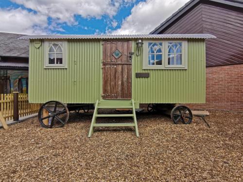 Stonehenge Inn & Shepherd's Huts