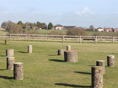 Stonehenge Inn & Shepherd's Huts