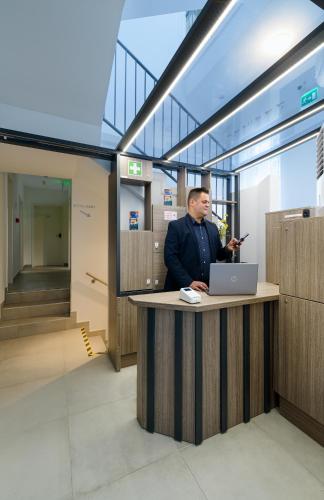 Előcsarnok, RES City Residence Hotel Budapest near Andrássy út