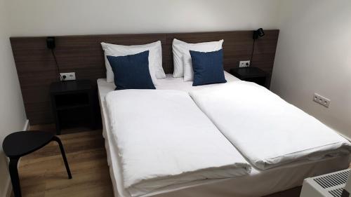 RES City Residence Hotel Budapest - image 7