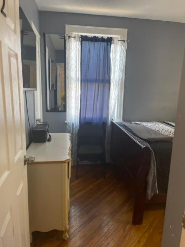 Royalbluecozy in Saint Albans, USA