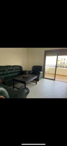 Apparemment vue piscine acces plage Haut Standing bouznika