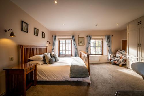 Luxury 1 bed Villa - great location - Peaceful-Hot Tub 5
