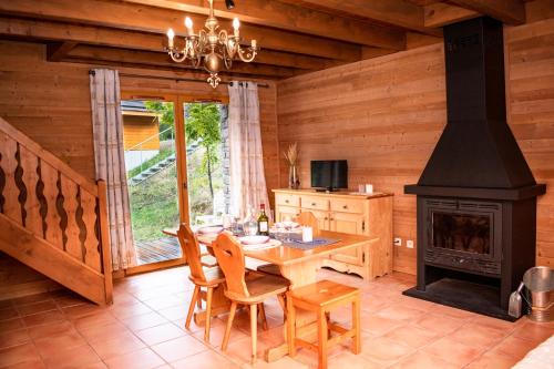 Chalets de Praroustan by Actisource in Uvernet-Fours