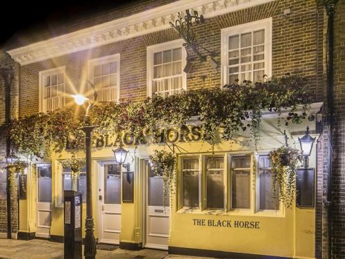The Black Horse Inn - Accommodation - Canterbury
