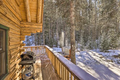 Breckenridge Cabin with Hot Tub Ski and Hike! in Blue River