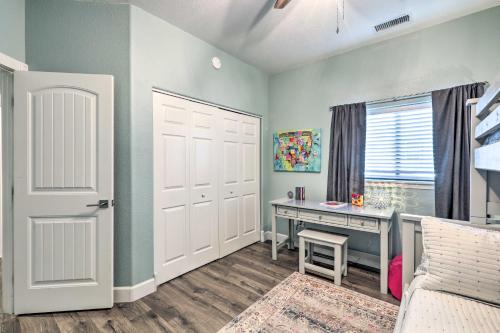 Pet-Friendly Flagstaff Escape with Fenced-In Yard!