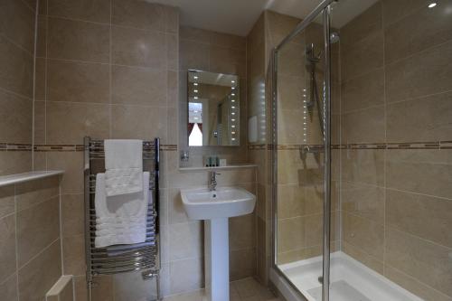 Edinburgh City Suites - image 5