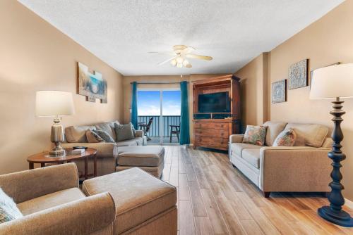 Ocean Unit 1805 Condo near Bahama Bobs Beach Side Cafe