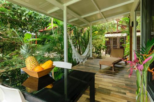 Funky Monkey Lodge in Santa Teresa