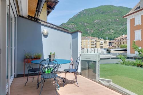 Sonnenuhr Bolzano Apartments 3