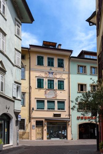 Sonnenuhr Bolzano Apartments 4