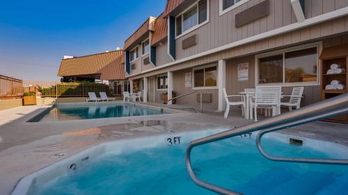 Best Western Hi-Desert Inn