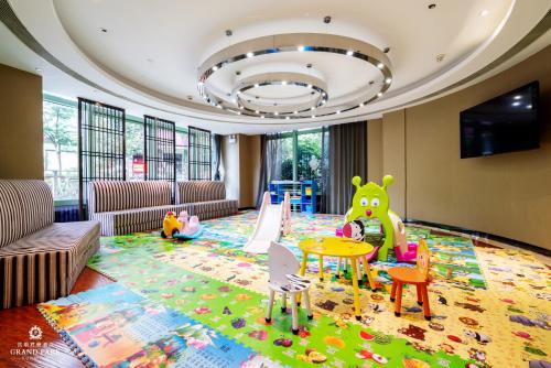 Area giochi per bambini, Grand Park Kunming Hotel in Kunming