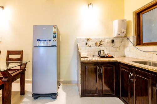 Pearl ,1BHK w WIFI close to the beach