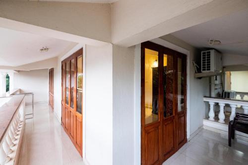 Coral 2BHK w WIFI close to the beach