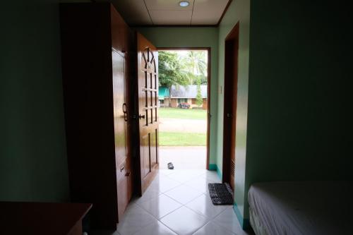 Balcony/terrace, Winter's Farm Resort in Milagros