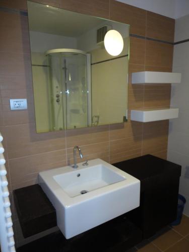 Apartments City Wellness Center - image 3