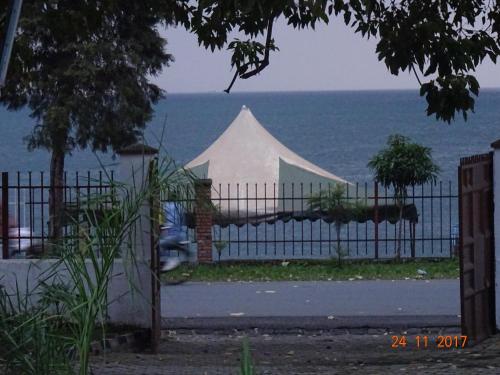 Kivu Beach Garden