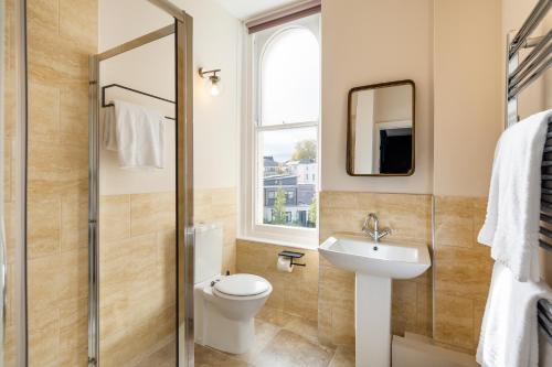 Banyo, Your Apartment I Clifton House in Kingsdown