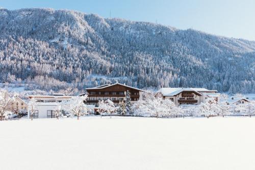 Gartenhotel Linde 4 Sterne Superior - Hotel - Ried im Oberinntal