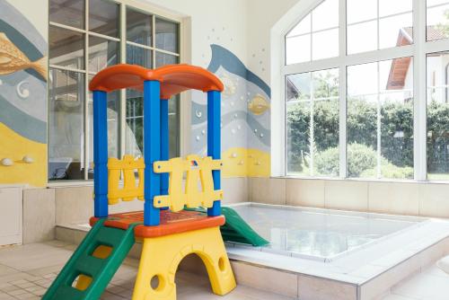Bassein, Gartenhotel Linde 4 Sterne Superior in Ried Im Oberinntal