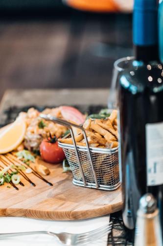 Best Western PLUS Hôtel de l'Arbois - image 14