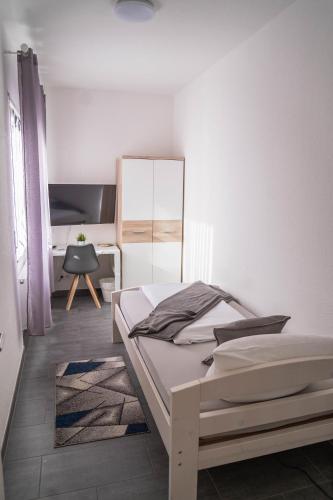 Single Room with Private Bathroom