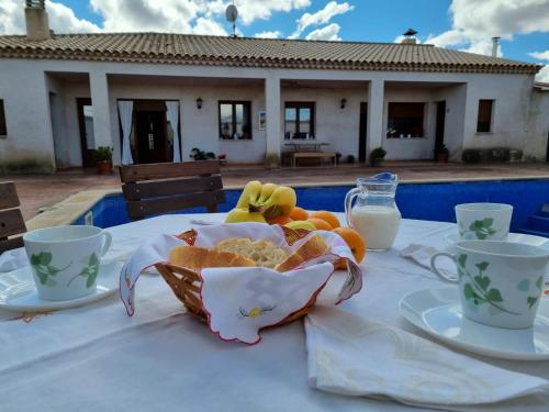  Casa Rural El Duende, Pension in Monreal del Llano bei Los Hinojosos