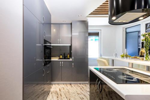 Modern 1BD Flat with a Parking near the city centre by Flat Mаnager, Plovdiv (foto 3)