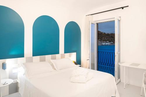 Chambre Double Supérieure avec Balcon - Vue sur Mer