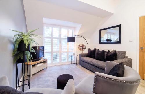 2 bedrooms, 3 beds