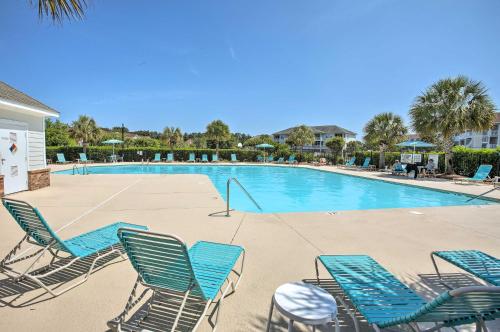 Bright and Airy Resort Condo Golf, Shop and Swim in North Myrtle Beach, USA