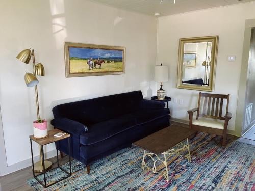 Oh Hi House - image 11