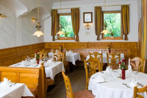 Restorāns, Hotel Zum Schlossle in Finningen