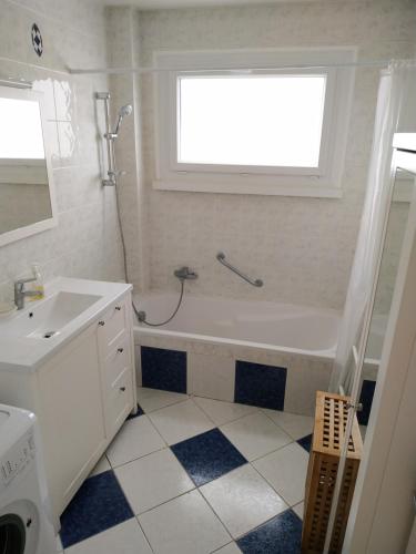Appartement deux chambres pres des thermes