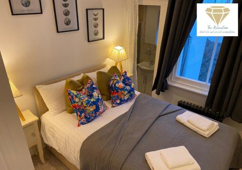 4 guests-1 bed Apartment-sea views- Relocation-Business-by The Relaxation Serviced Apartments