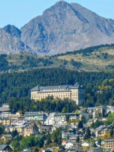 Logement cosy au pied des pistes in Saint-Pierre-dels-Forcats