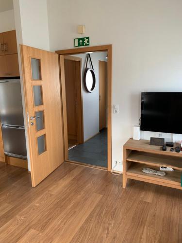 Mengi Apartments - image 3