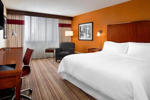 Four Points by Sheraton Houston Greenway Plaza – Houston, TX