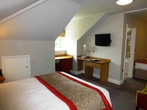 The Riverside House Hotel - image 10