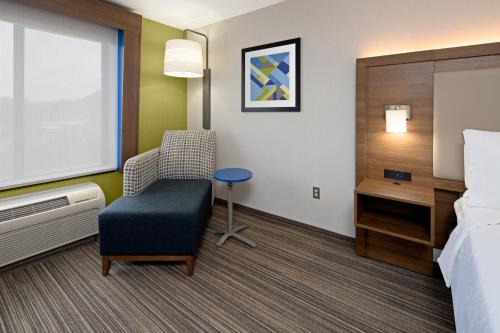 Holiday Inn Express Hotel & Suites Atascadero