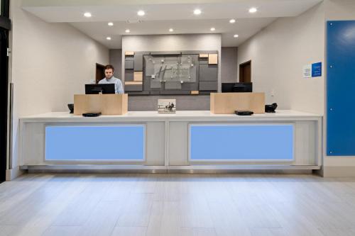 Holiday Inn Express Hotel & Suites Atascadero an IHG Hotel - image 8