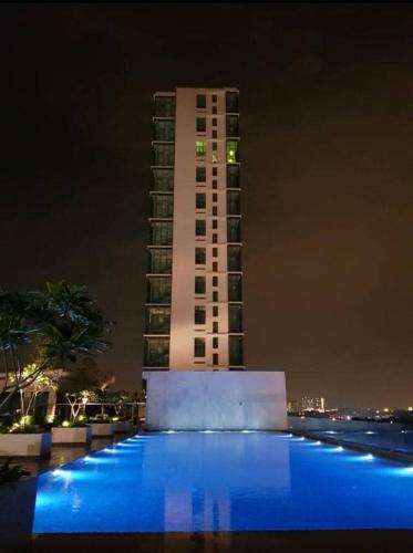 MHA 19 EVO SUlTE SOHO BANDAR BARU BANGI FREE NETFLIX AND WIFI photo