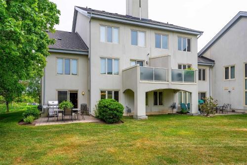 PlanURstay - Blue Mountain 3BR & 3BTH Walk-in to Village