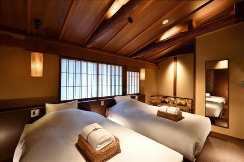 Twin Room with Private Bathroom - Fujimurasaki